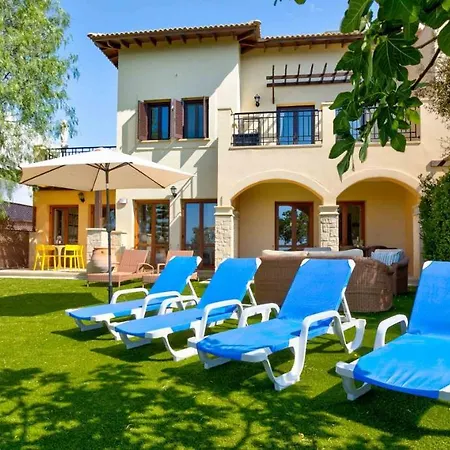Bl02 - Ground Floor, South-facing Garden, Aphrodite Hills * Kouklia