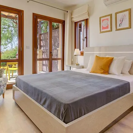 Bl02 - Ground Floor, South-facing Garden, Aphrodite Hills Apartment