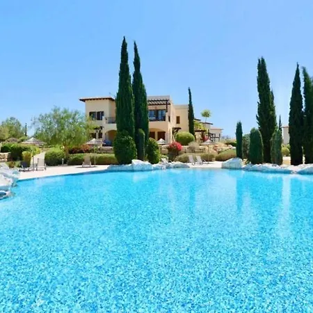Bl02 - Ground Floor, South-facing Garden, Aphrodite Hills * Kouklia