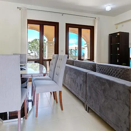 Bl02 - Ground Floor, South-facing Garden, Aphrodite Hills * Kouklia