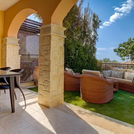 Apartamento Bl02 - Ground Floor, South-facing Garden, Aphrodite Hills *
