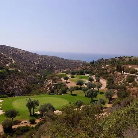 Bl02 - Ground Floor, South-facing Garden, Aphrodite Hills Apartment *